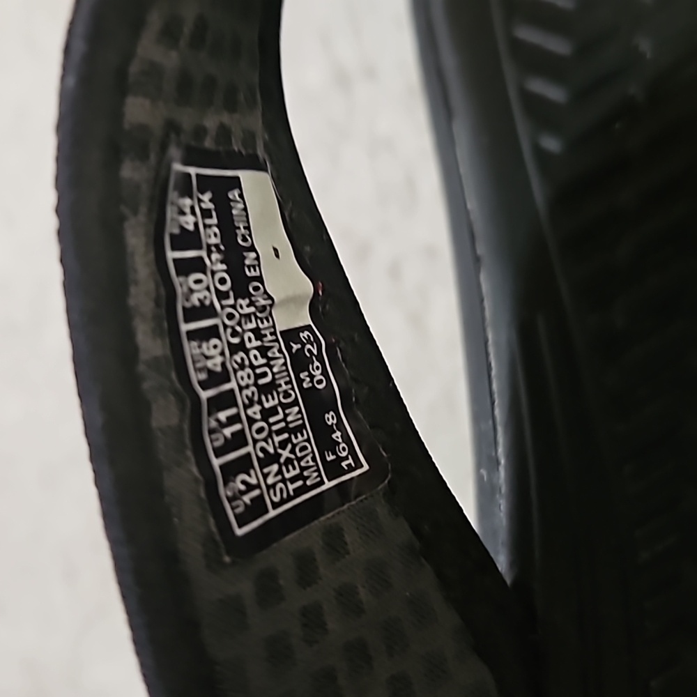 Skechers Black Men's Sandals - Picture 3 of 4